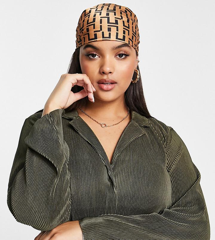 Asos Design Curve Plisse Longline Beach Shirt In Khaki - Part Of A Set-green