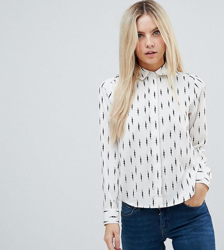 Brave Soul Petite Flash Shirt In Lightning Print - White