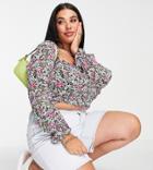 In The Style Plus X Olivia Bowen Strappy Back Volume Sleeve Crop Top In Multi Floral Print