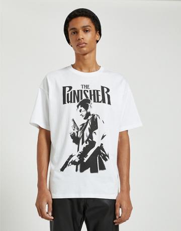Pull & Bear Punisher T-shirt In White