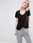 Asos T-shirt With Curved Hem - Black