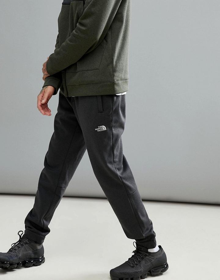 The North Face Mountain Tech Cuffed Jogger In Black - Black