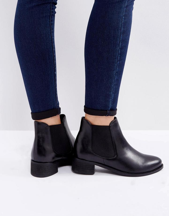 Park Lane Leather Kitten Heel Chelsea Boot - Black