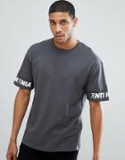 Jack & Jones Core Drop Shoulder T-shirt With Sleeve Print - Gray