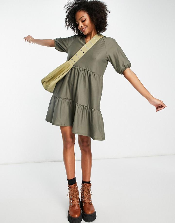 Jdy Helena 3/4 Sleeve Tiered Jersey Mini Dress In Green