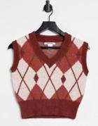 Glamorous Cropped Relaxed Sweater Vest In Rust Argyle Knit-multi