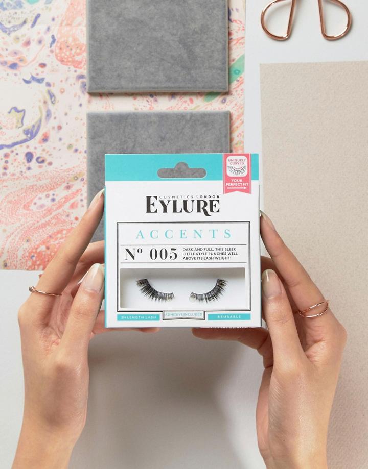 Eylure Accents 3/4 Lashes - No. 005 - Black