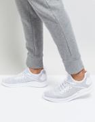 Puma Ignite Flash Evo Knit Sneakers In White 19050803 - White
