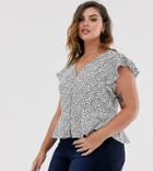 New Look Curve Button Through Blouse In Ditsy Floral-white