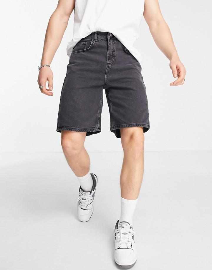 Reclaimed Vintage Inspired The 90s Classic Short In Washed Black Denim - Black