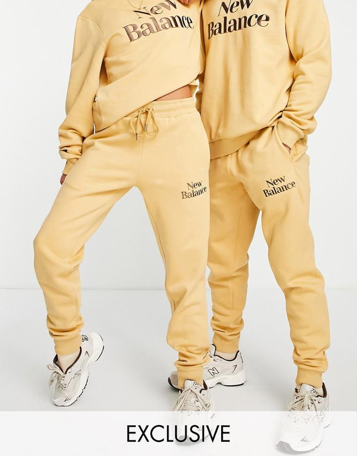New Balance Cookie Sweatpants In Tan-neutral