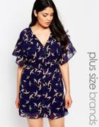 Yumi Plus Tea Dress In Hummingbird Print - Navy