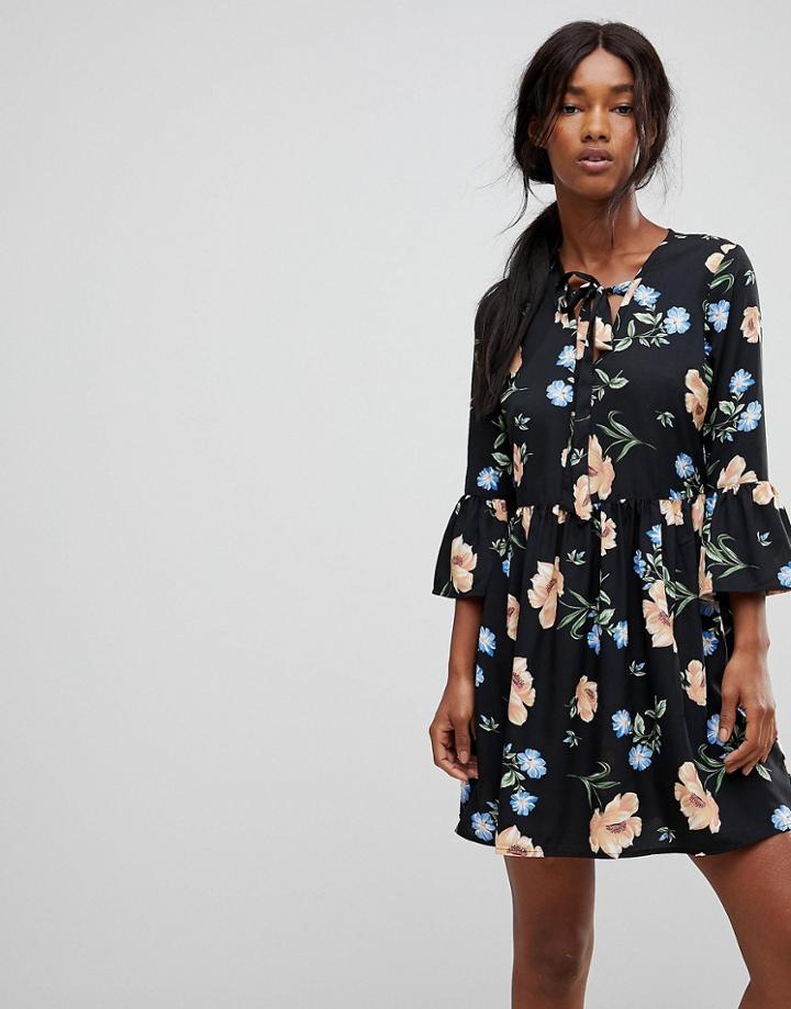 Influence Contrast Tie Floral Smock Dress - Black
