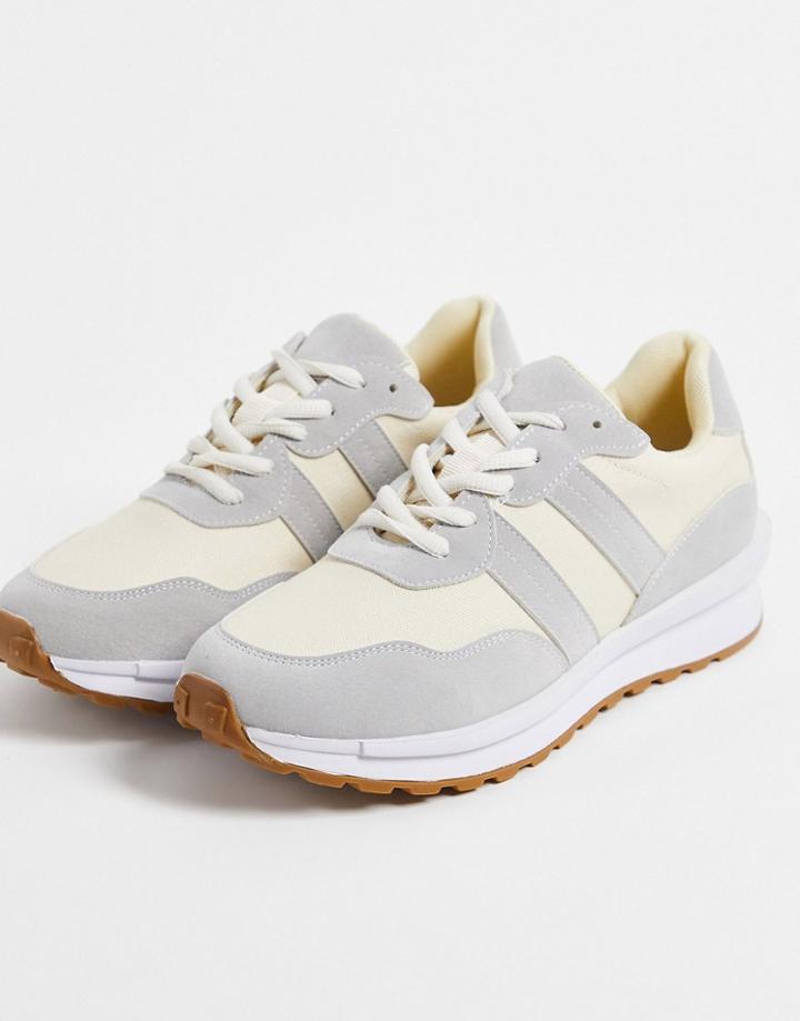 Na-kd Retro Runner Sneakers In Light Gray/beige