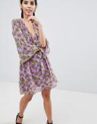 Liquorish Floral Print Dress With V Front And Kimono Sleeve - Purple