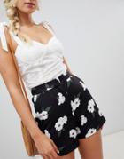 Warehouse Tailored Shorts In Floral Print - Black