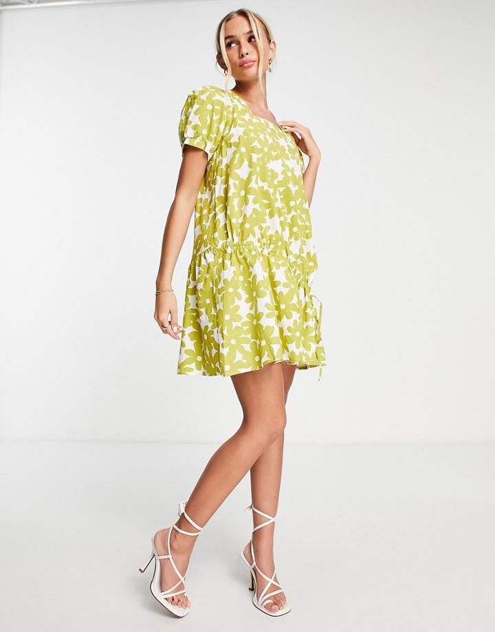 Qed London Square Neck Puff Sleeve Smock Dress In Green Daisy Print