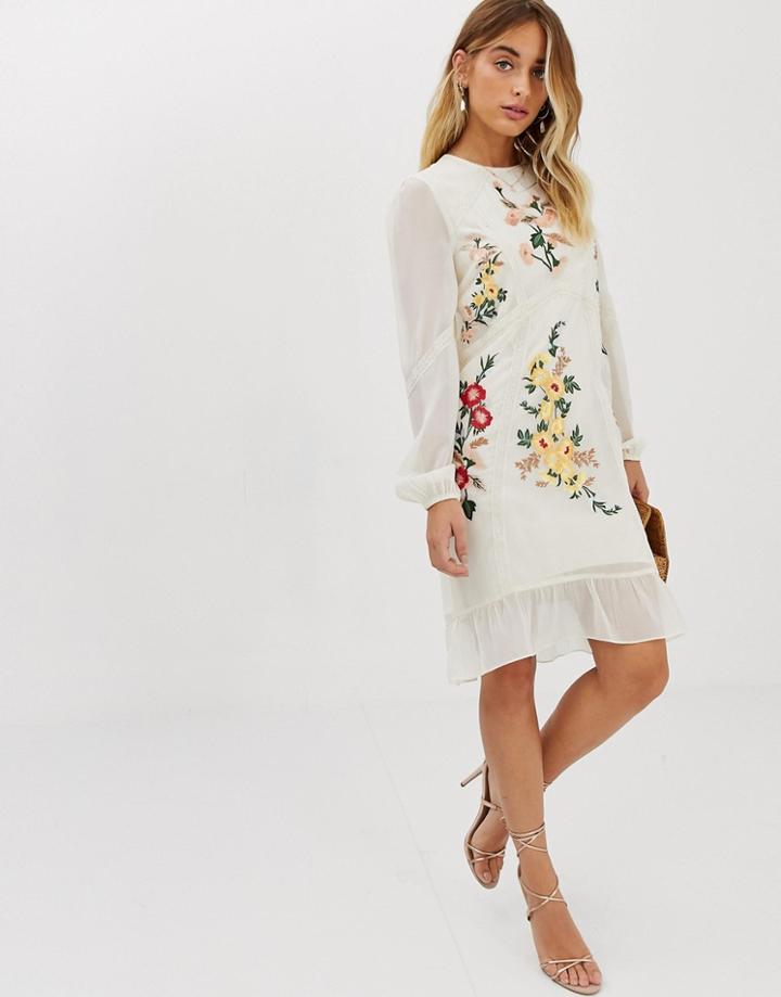 Hope & Ivy Embroidered Midi Shift Dress In Cream