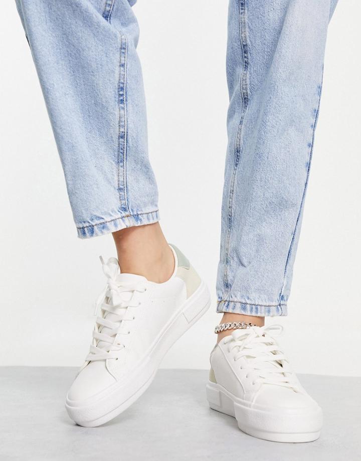 Pull & Bear Sneakers With Multi Contrast Back Tab In White