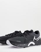 Nike Training Retaliation Sneakers In Black/white
