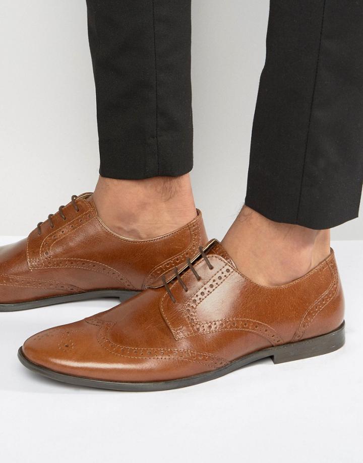 Red Tape Brogue Shoes In Tan Leather - Tan