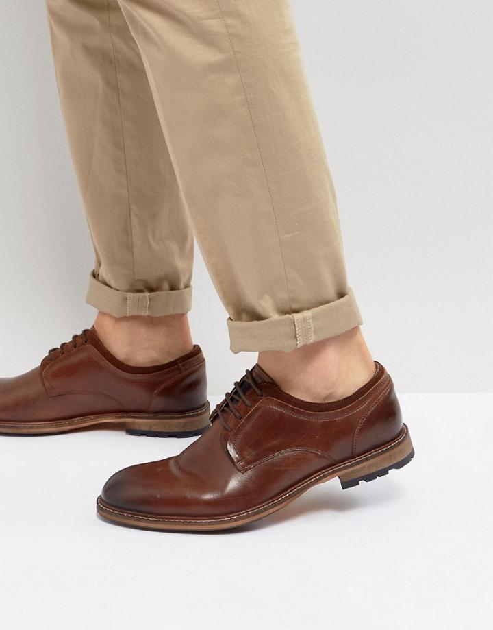 Steve Madden Gambol Leather Shoes In Cognac - Brown