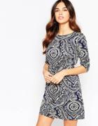 Qed London Shift Dress In Mono Print - Navy