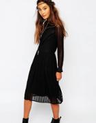 Navy London Smock Dress In Lace With V Panel - Black