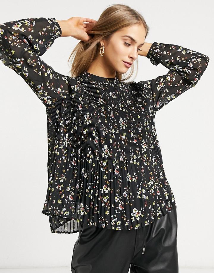 Vila Plisse Top In Ditsy Print-multi