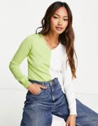 Gianni Feraud V-neck Split Color Sweater In Cream And Green-multi