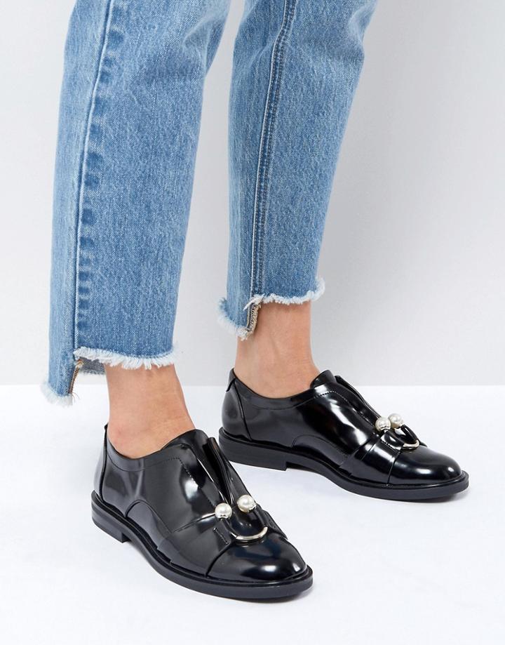 Stradivarius Pearl Detail Brogue - Black