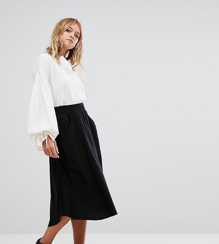 Monki Dip Hem Flannel Skirt - Black