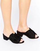 Truffle Bow Mule - Black
