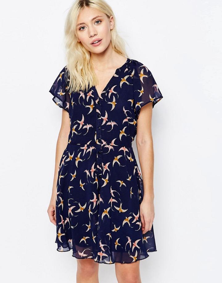 Yumi Button Front Tea Dress In Humming Bird Print - Navy