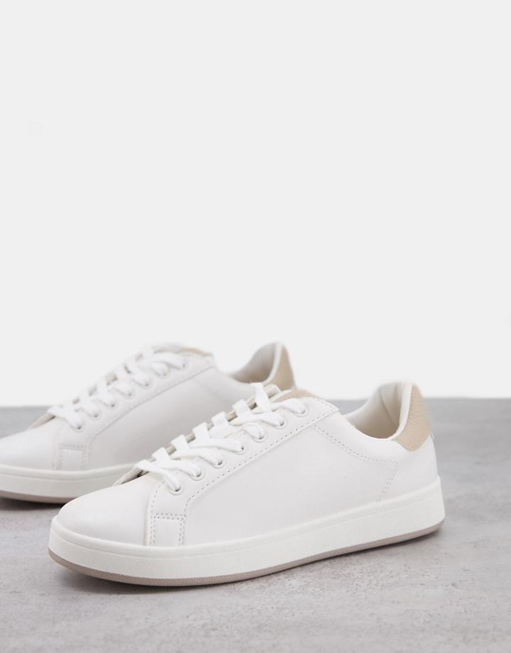 Pull & Bear Sneakers In White With Beige Back Tab