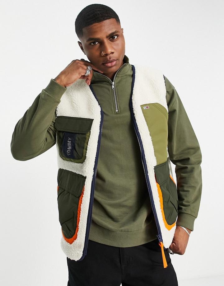 Tommy Jeans Multi Pocket Sherpa Tank In White