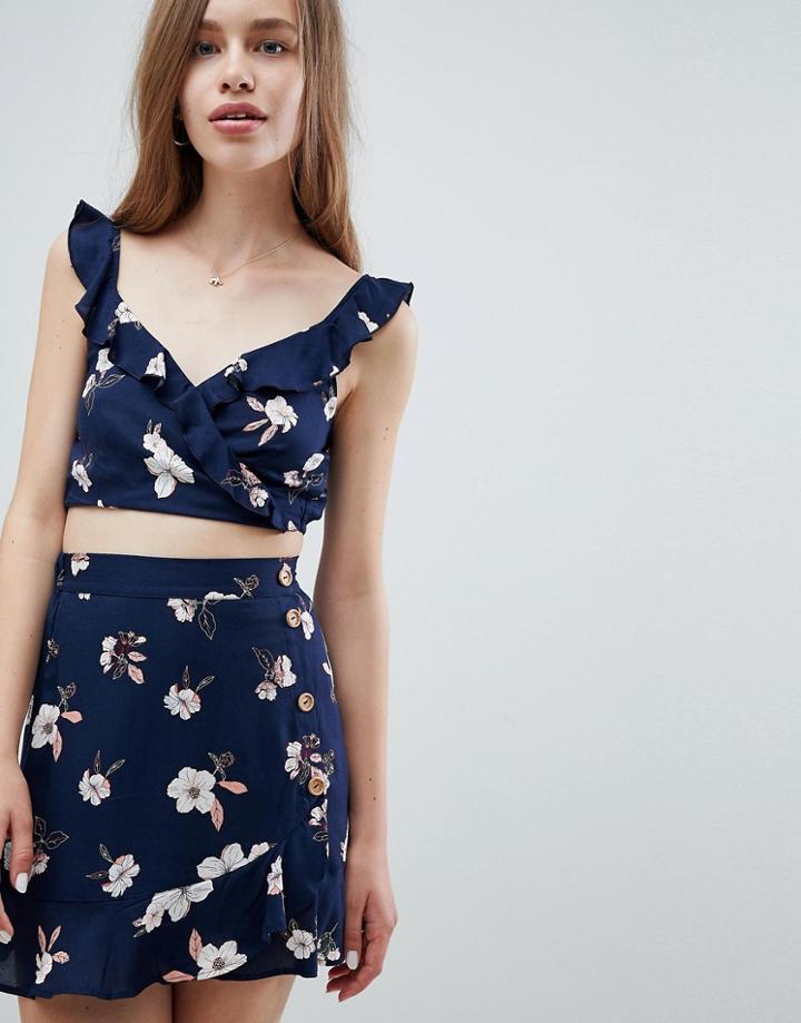 Pull & Bear Dark Floral Crop Top In Multi - Multi