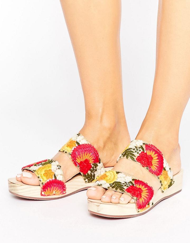 Park Lane Mule Clog Sandal - Red