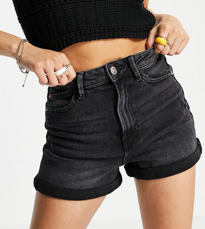 Stradivarius Petite Slim Mom Denim Short In Washed Black