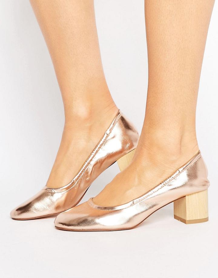 Pull & Bear Metallic Block Heel Pump - Pink