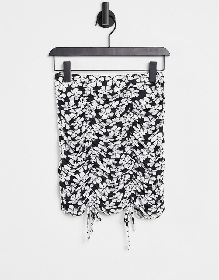 Miss Selfridge Ruched Jersey Mini Skirt In Mono Ditsy-black