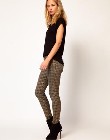 Current/ Elliot Ankle Skinny In Coated Brown Foil Houndstooth