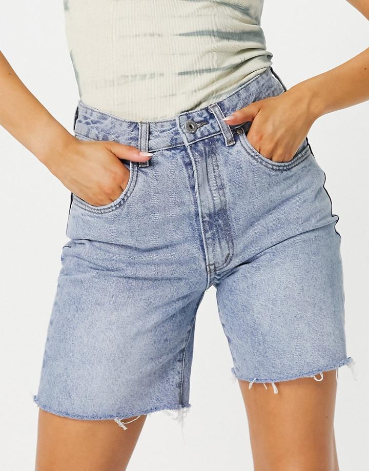 Cotton: On Straight Denim Bermuda Short In Mid Wash-blues