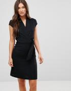 Liquorish Cap Sleeve Animal Jaquard Dress With D-ring And Attached Belt - Black