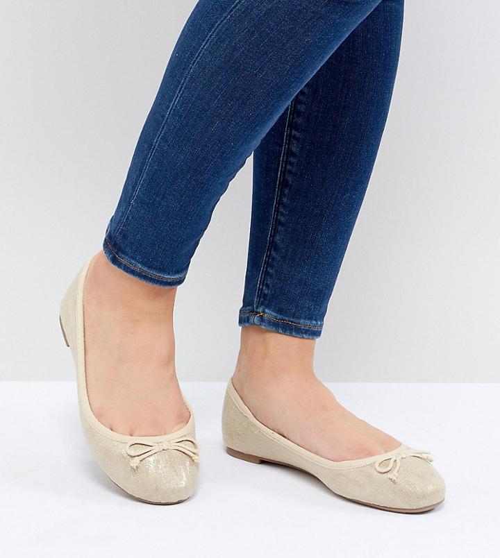 New Look Wide Fit Shimmer Ballerina - Gold