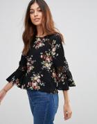 Qed London Floral Blouse With Crochet Sleeve Detail - Black