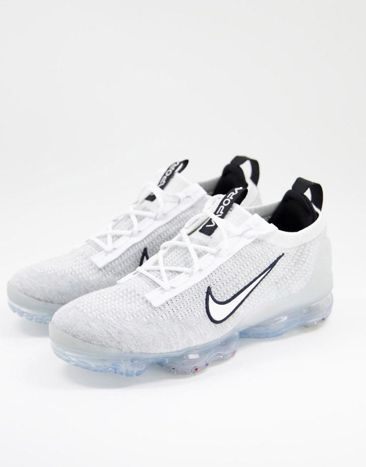 Nike Vapormax 2021 Flyknit Sneakers In White