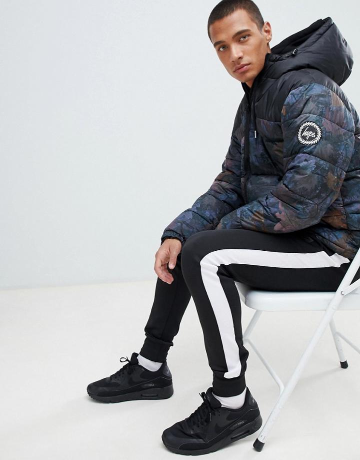 Hype Puffer Jacket In Leaf Print - Green