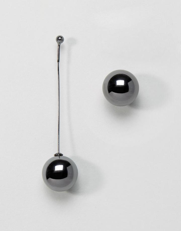 Aqaq X Mawi Asymmetric Orb Drop Earring - Silver