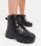 Truffle Collection Wide Fit Chunky Hiker Boots-black